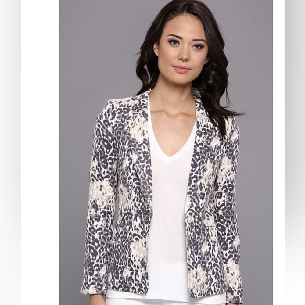 Joie linen cotton leopard print one button blazer gray white black